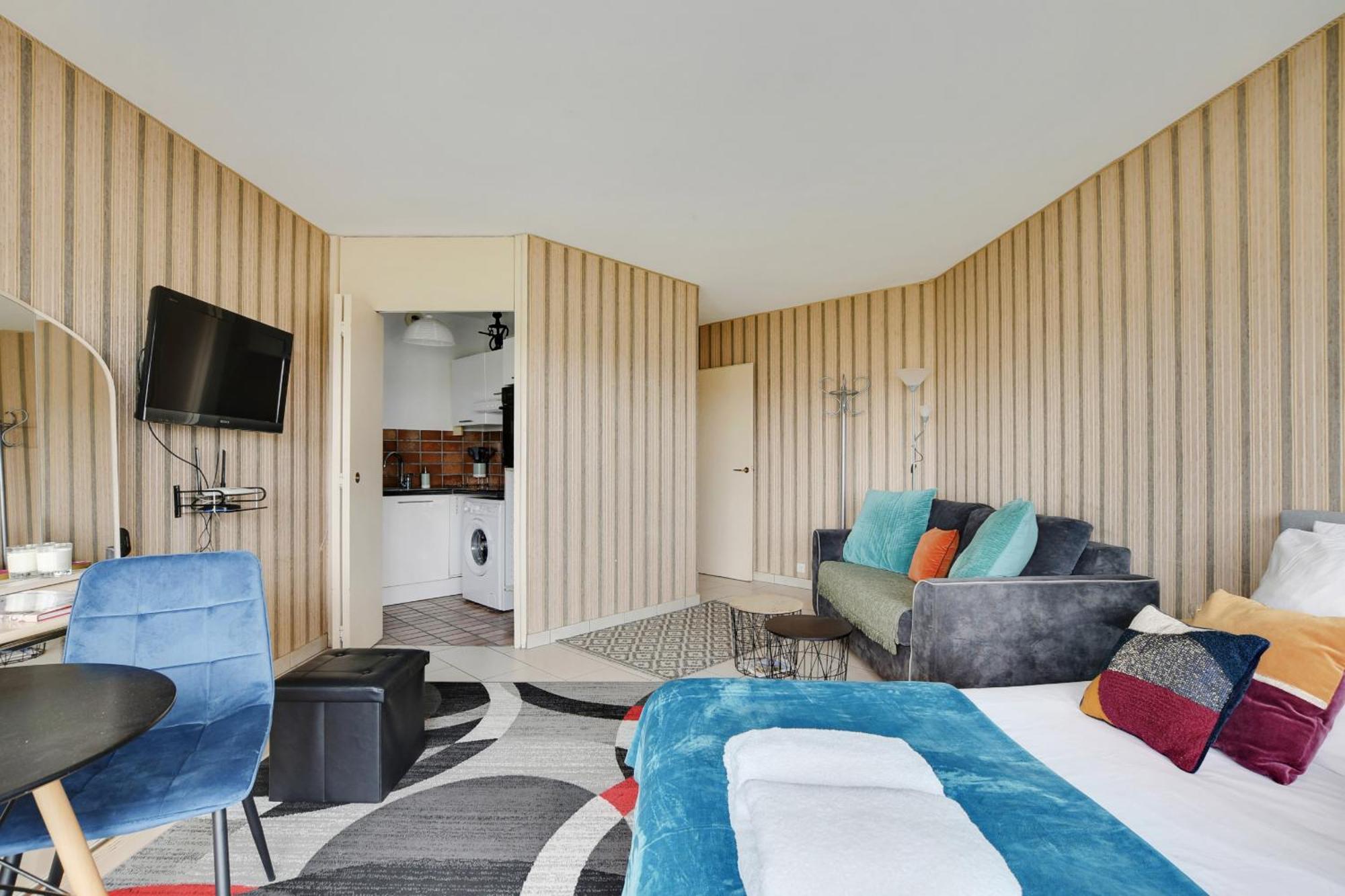 Seine & Eiffel Flat Ac Appartement *